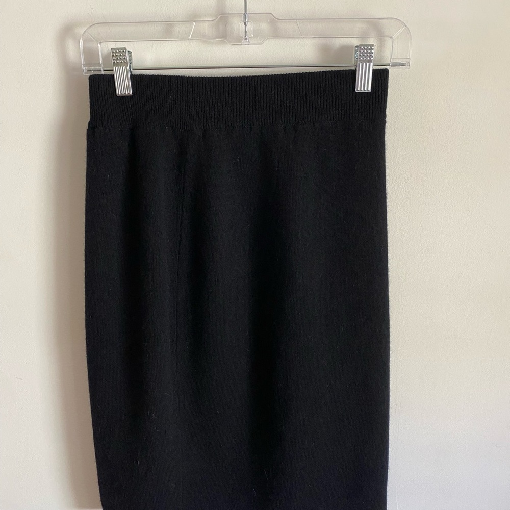 United Colors Of Benetton Black Wool and Angora Rabbit Fur Pencil Skirt